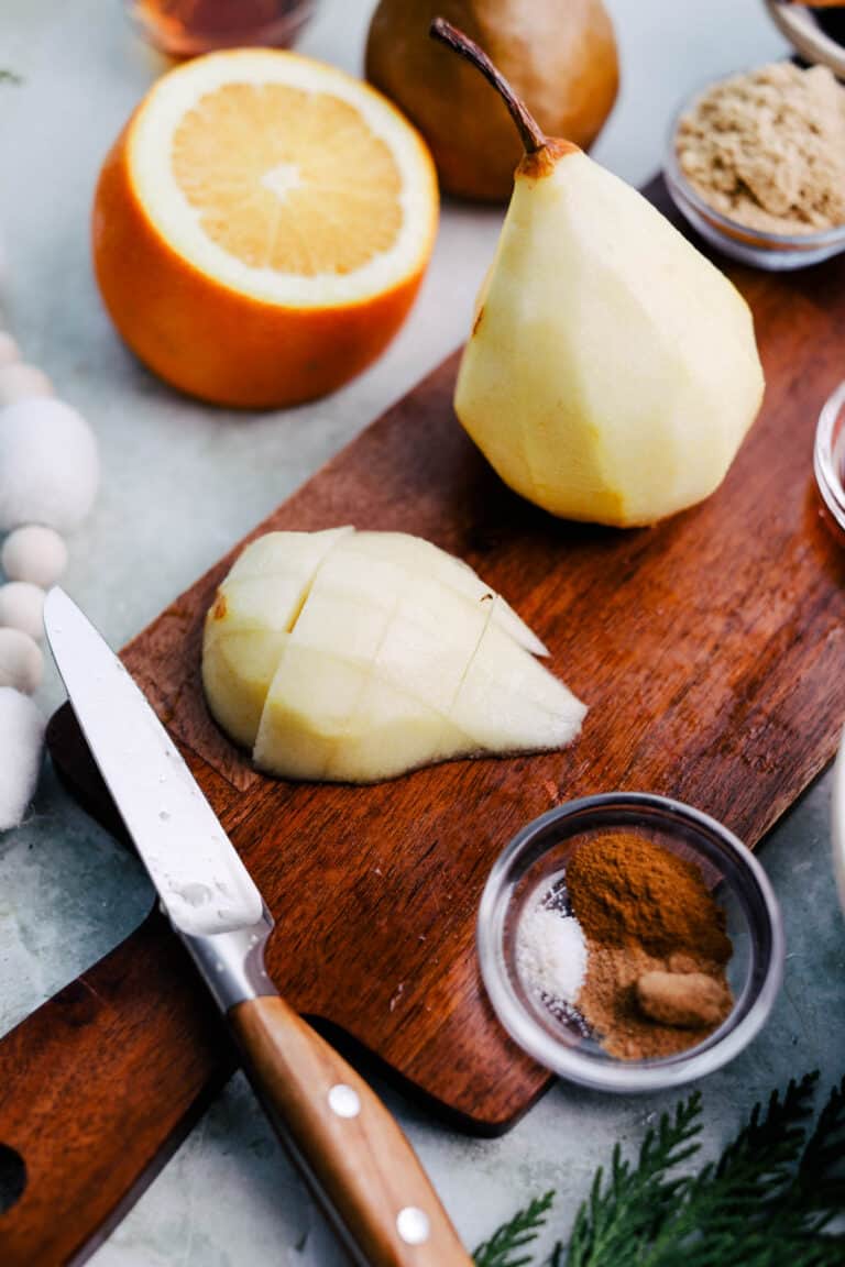 Spiced Pear Compote (In Under 30 Minutes!) - Emily Laurae