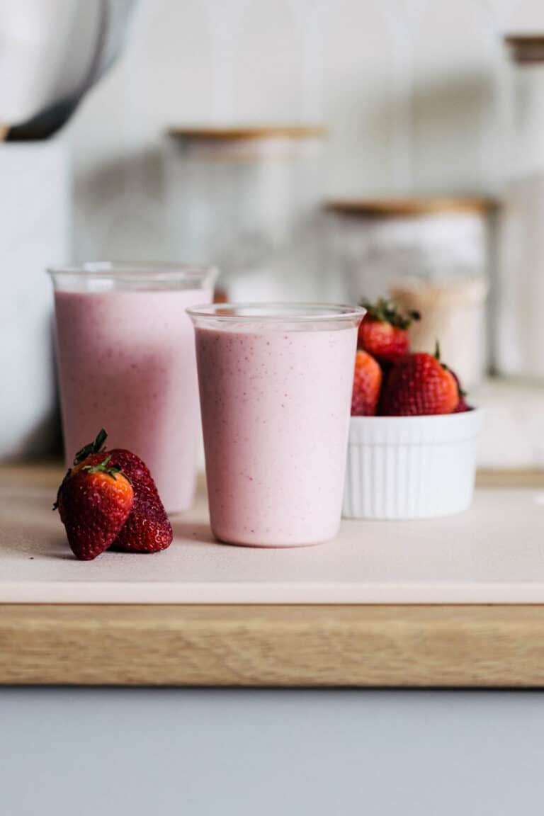 How To Make Strawberry Milk (2 Ways!) Emily Laurae
